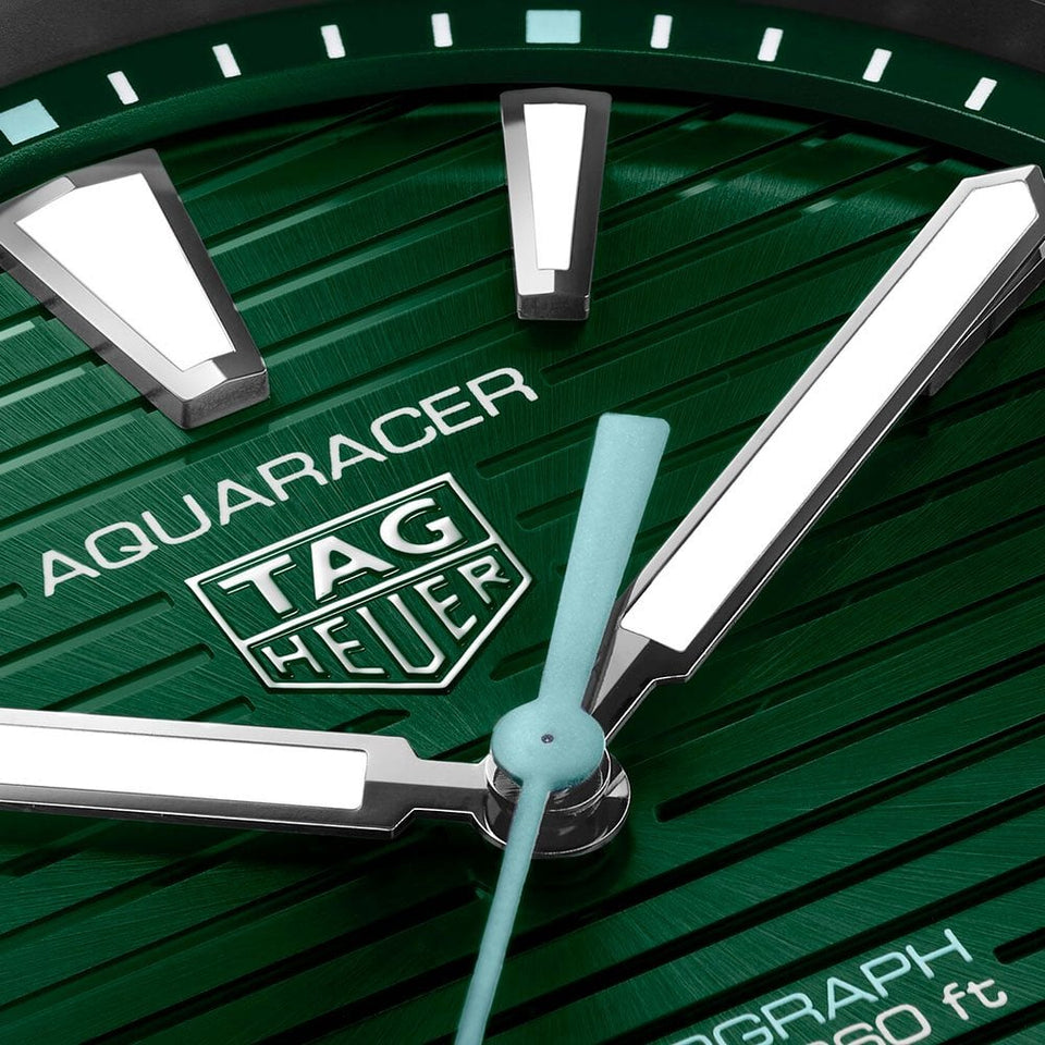 TAG Heuer Men's Aquaracer Professional 200 Solargraph Watch