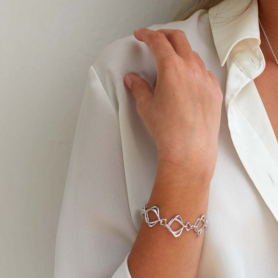 Kit Heath Ladies Alicia Entwined Linked Bracelet