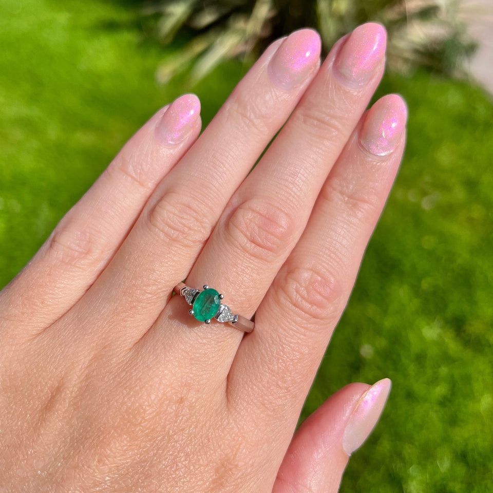 Francis & Gaye 18ct White Gold Three Stone Emerald & 0.22ct Diamond Ring