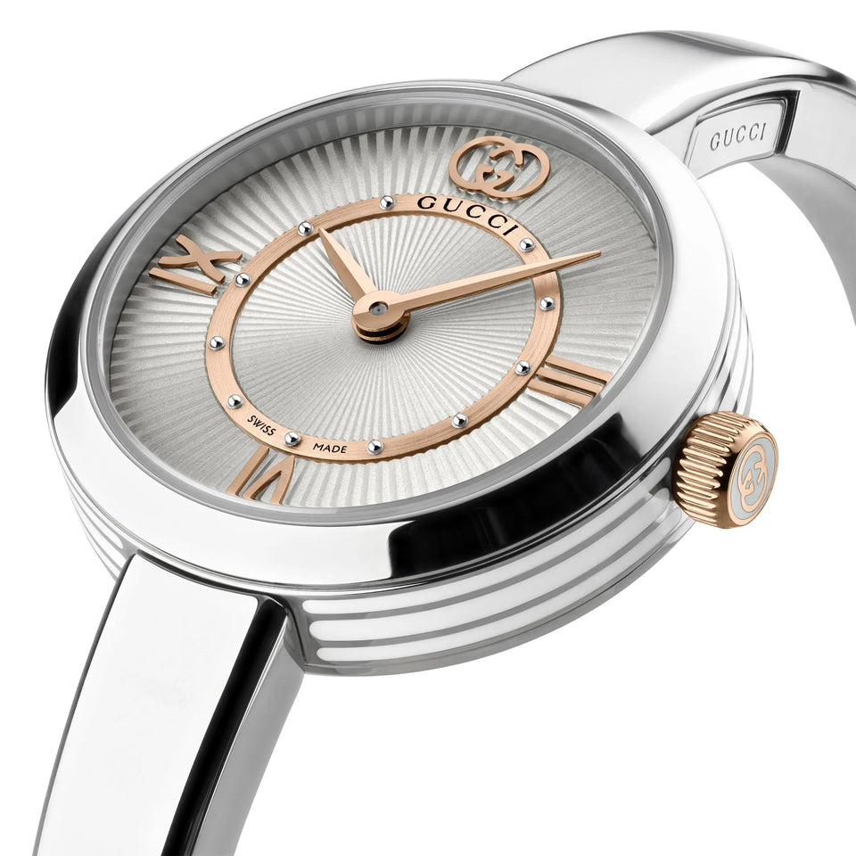 Gucci Ladies 30mm Model 2000 Diamond Set Bangle Watch