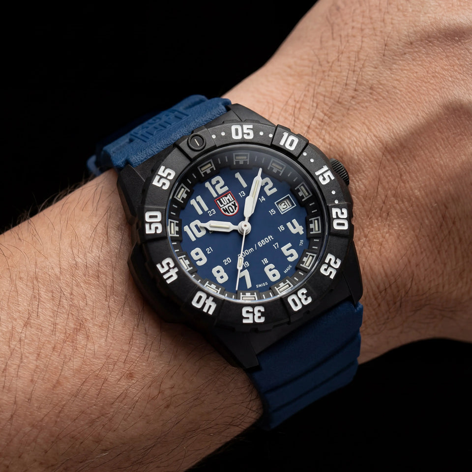 Luminox Men's Navy SEAL Blue 44mm Rubber Strap Diver Watch