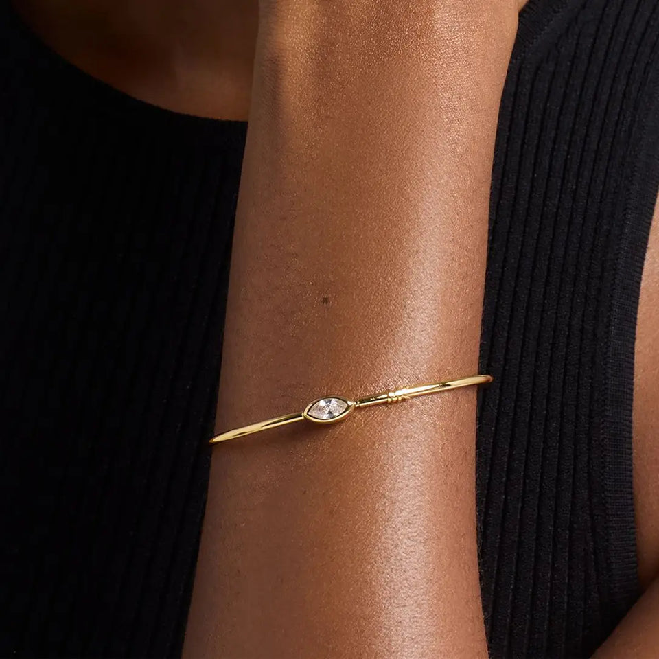 Michael Kors Ladies Brilliance Gold Toned Station Bangle