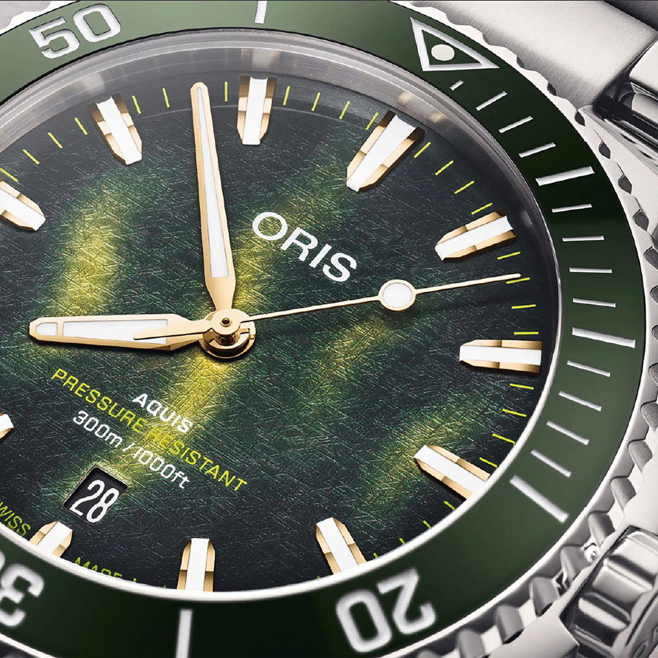 ORIS Men's Aquis Date Kelp Forest Limited Edition 41.5mm Watch