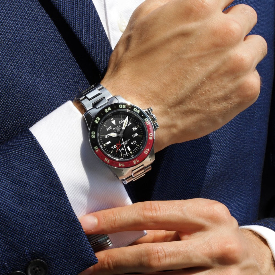BALL Watch Engineer Hydrocarbon AeroGMT II 40mm Mens Watch Black And Red Bezel Watch