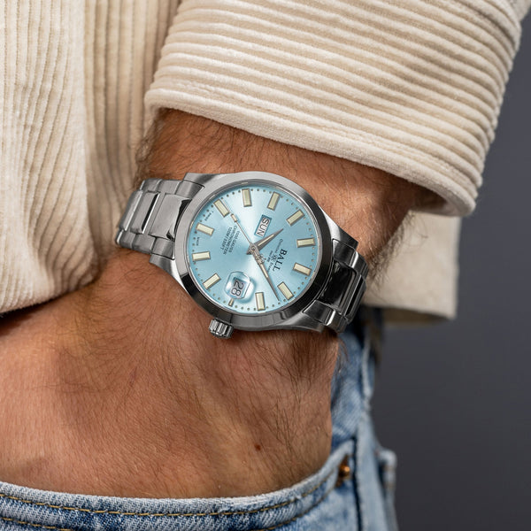 BALL Watch Engineer III Marvelight Chronometer Ice Blue Dial 40mm Watch (XXXX/1000)