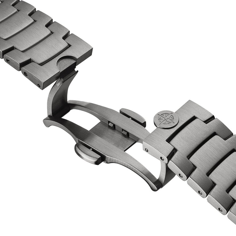 Bremont Altitude MB Meteor 42mm Titanium Bracelet Silver Dial Watch
