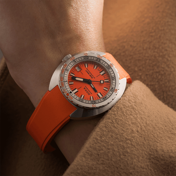 Doxa Men's SUB 200T Professional 39mm Orange Iconic Dial Watch