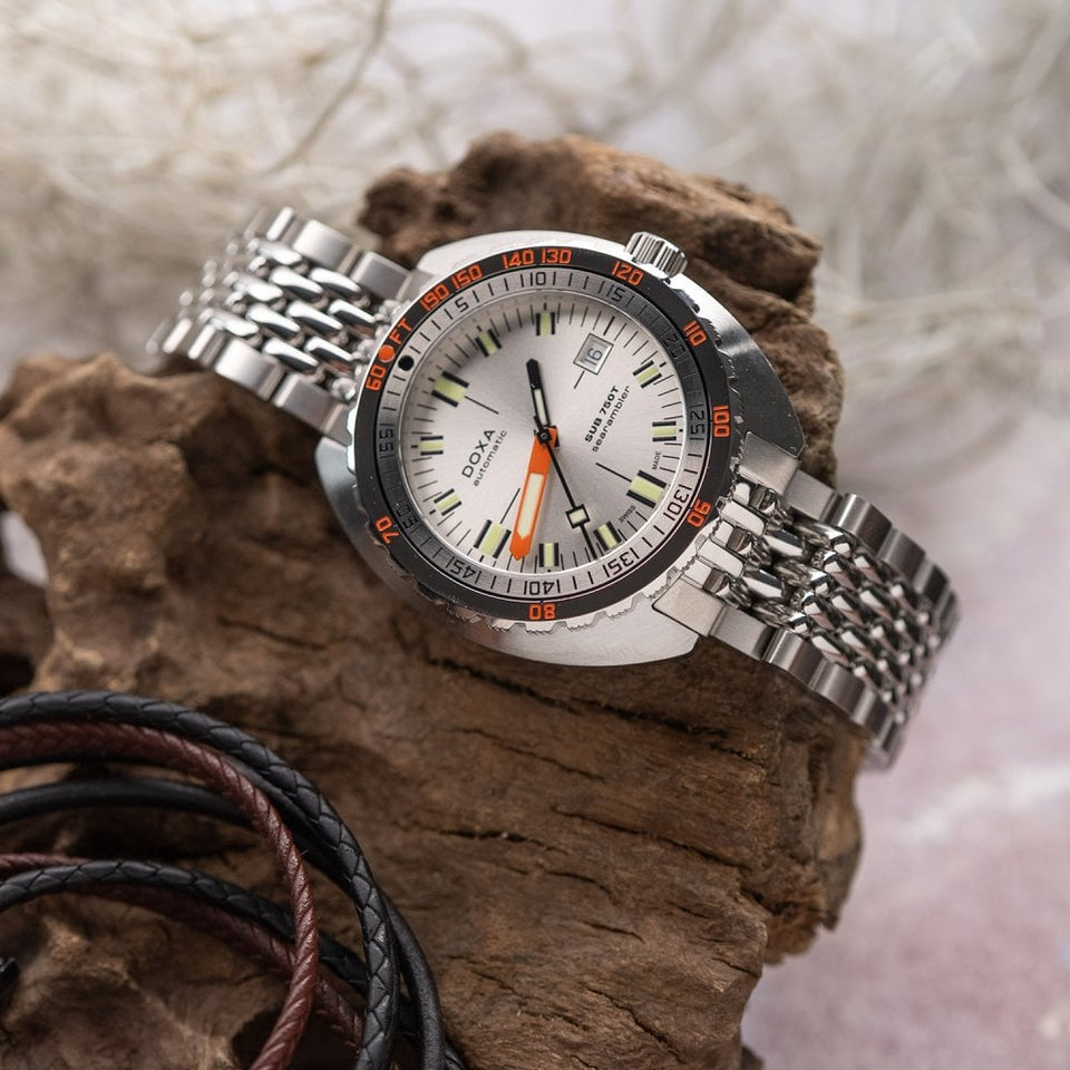 Doxa Men's SUB 750T 45mm Automatic Searambler Watch