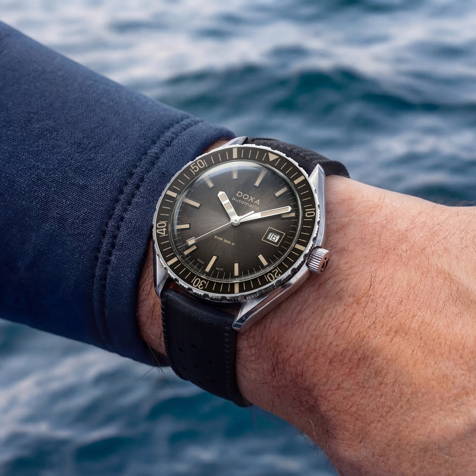 Doxa SUB 200 II Sharkhunter Vintage Grey Bezel Men's Rubber Strap Watch