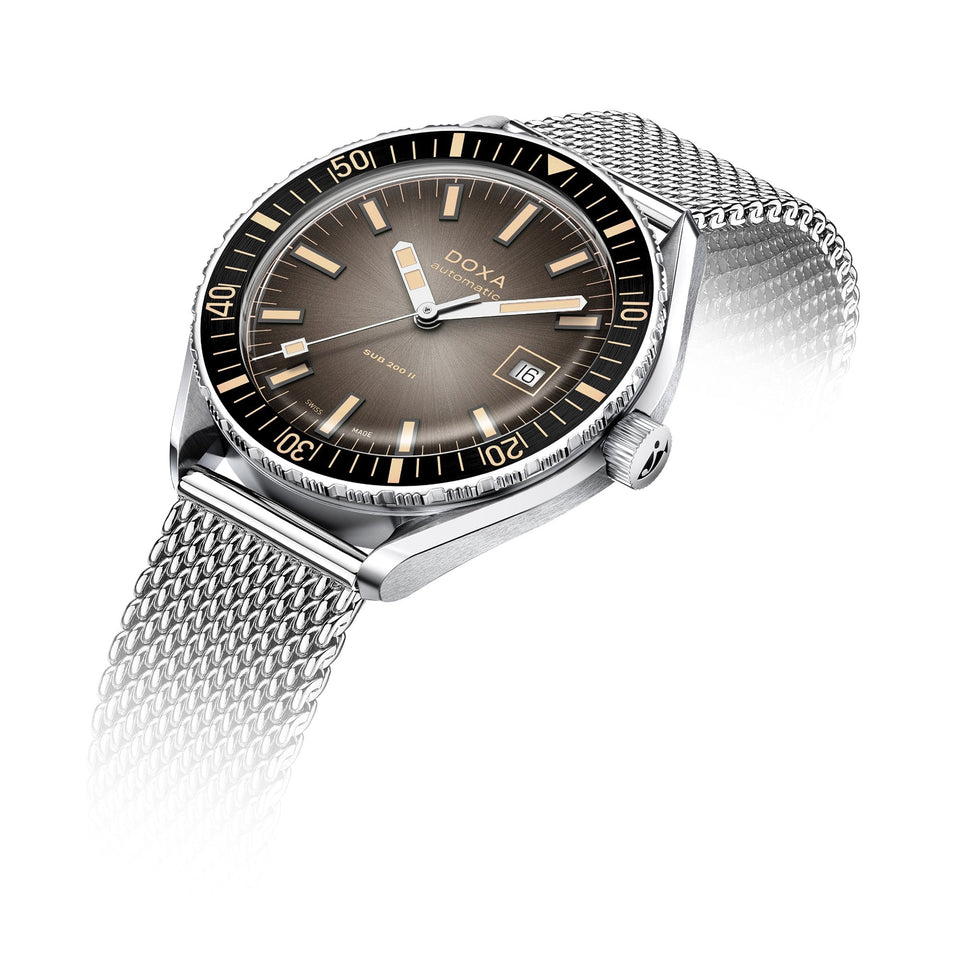 Doxa SUB 200 II Sharkhunter Vintage Mesh Bracelet Black Bezel Men's Watch
