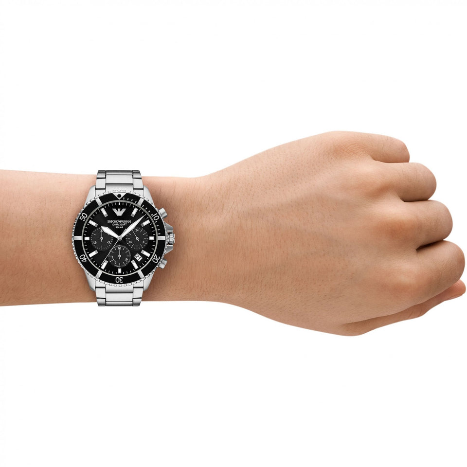 Emporio Armani Men's World Explorer 43mm Black Dial Barcelet Watch