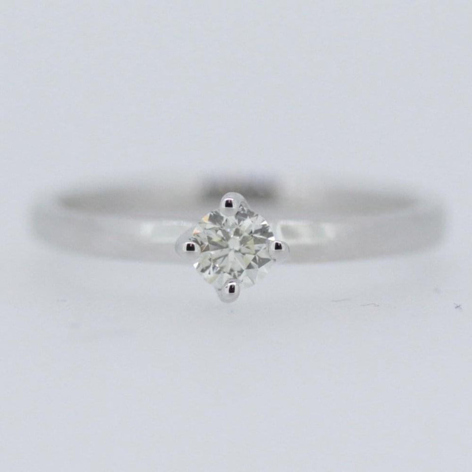 Francis & Gaye 18ct White Gold 0.20ct Diamond Solitaire Ring