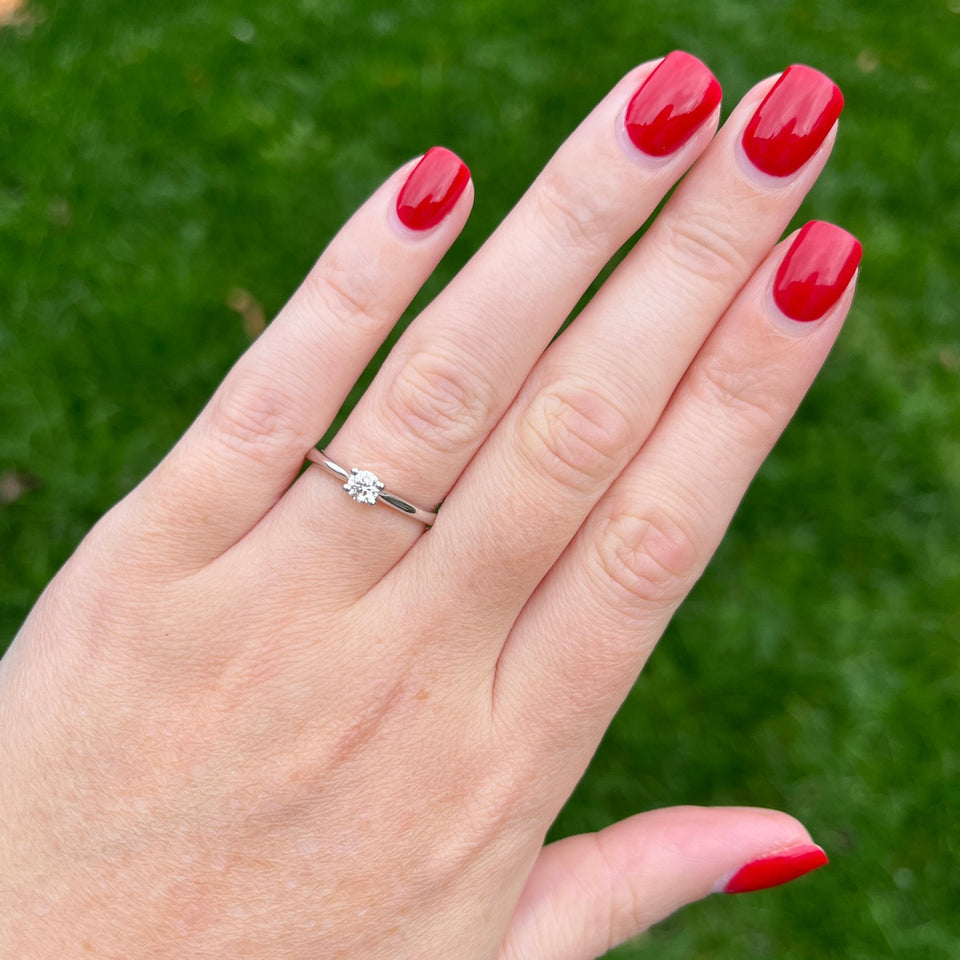 Francis & Gaye 18ct White Gold Four Claw 0.20ct Diamond Solitaire Ring