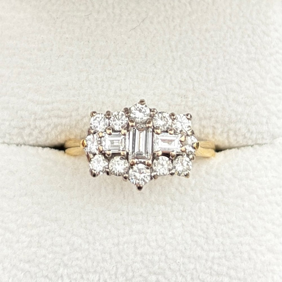 Francis & Gaye PRE-LOVED 18ct Yellow Gold Natural Diamond Cluster Ring