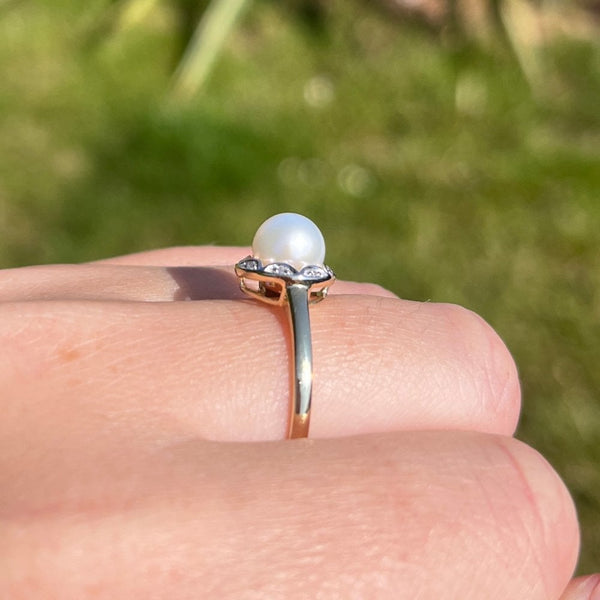 Francis & Gaye 9ct Diamond & Pearl Ring