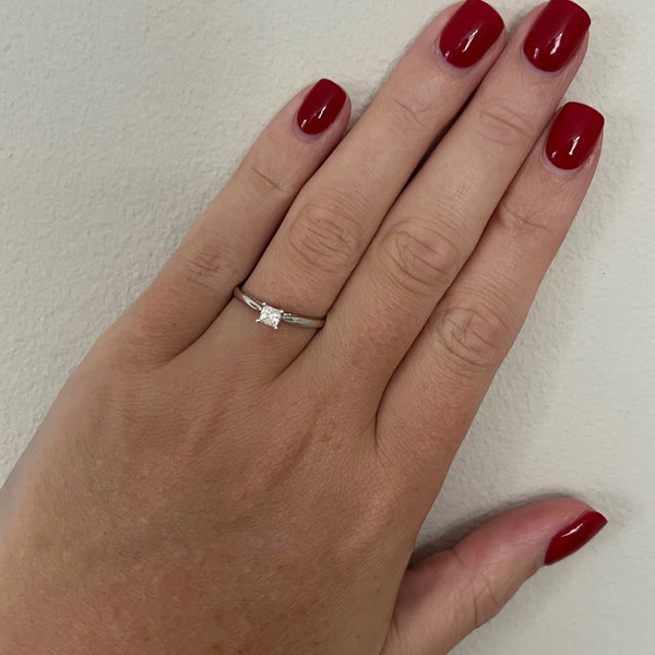Francis & Gaye 9ct White Gold Princess Cut Diamond Solitaire Ring