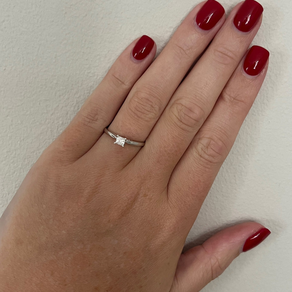 Francis & Gaye 9ct White Gold Princess Cut Diamond Solitaire Ring