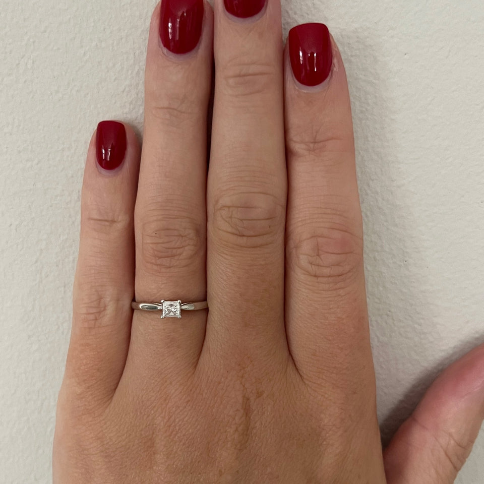 Francis & Gaye 9ct White Gold Princess Cut Diamond Solitaire Ring