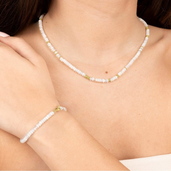 Francis & Gaye Ladies Gold Plated Moonstone Beaded Necklace