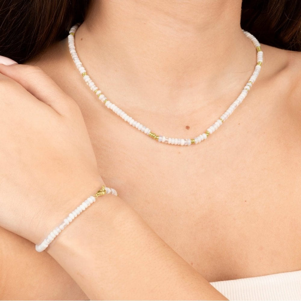 Francis & Gaye Ladies Gold Plated Moonstone Beaded Necklace