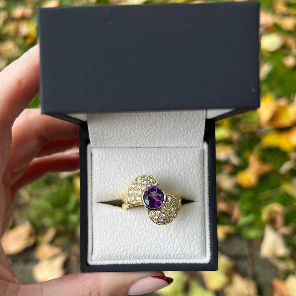 Francis & Gaye PRE-LOVED 18ct Yellow Gold Amethyst & Diamond Dress Ring