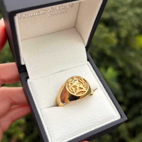Francis & Gaye PRE-LOVED 9ct Yellow Gold Lion Signet Ring