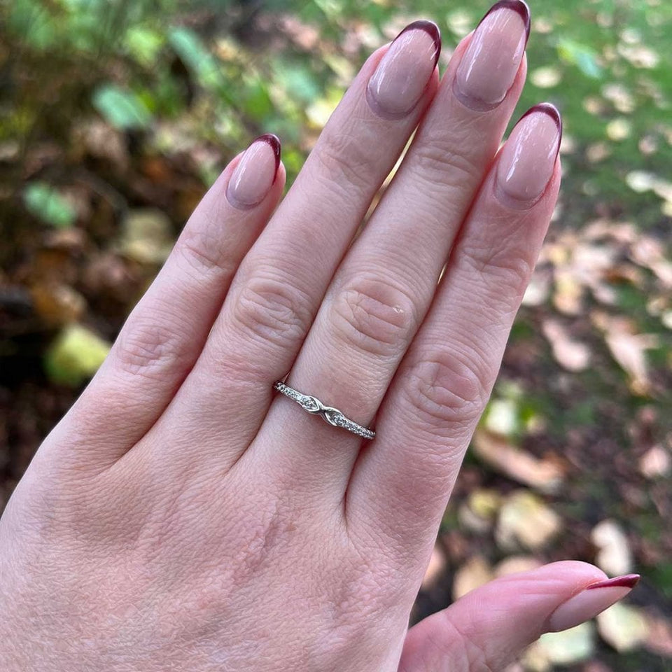 Francis & Gaye Silver Stone Set Infinity Ring