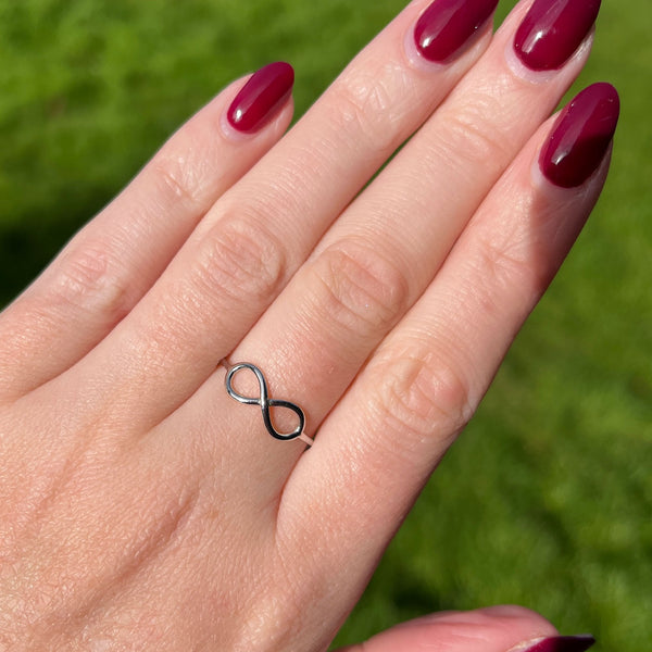 Francis & Gaye Sterling Silver Infinity Ring