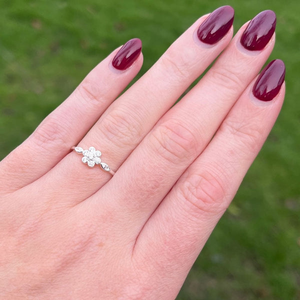 Francis & Gaye Sterling Silver Mini Flower Ring