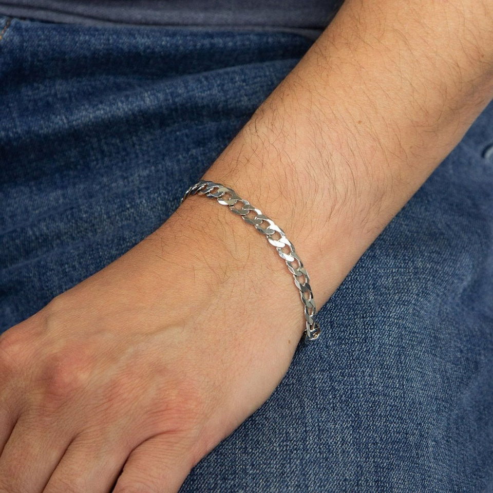 Fred Bennett Diamond Cut Curb Chain Bracelet