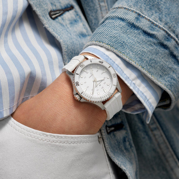 Hamilton Khaki Navy White Scuba Quartz Watch