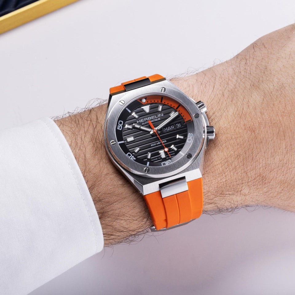 Herbelin Men's CAP CAMARAT Automatic Orange Diver's Watch