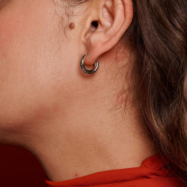 Hot Diamonds Aura Twist Huggie Hoop Earrings