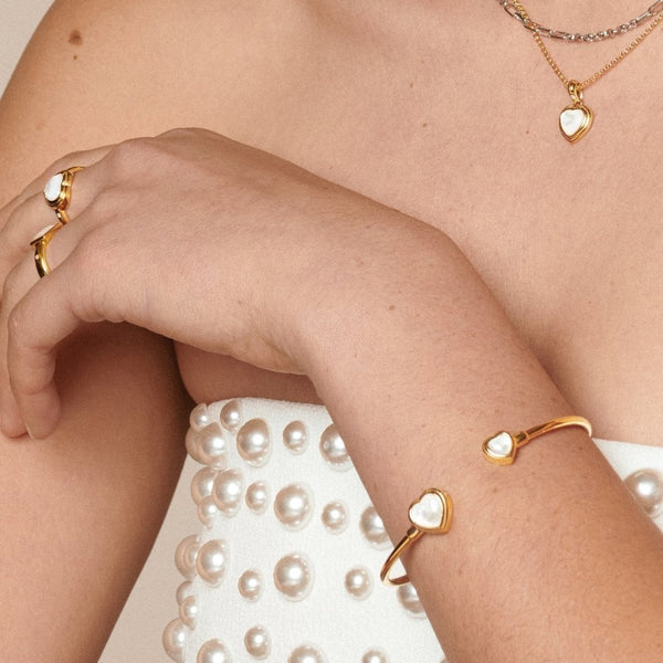 Hot Diamonds Golden Edit Gold Plated Mother Of Pearl Heart Bangle