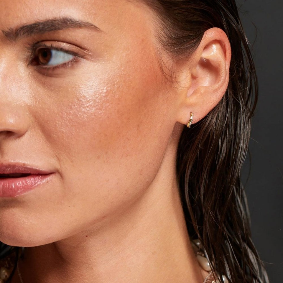 Hot Diamonds Ladies Teardrop Two Tone Drop Hoop Earrings