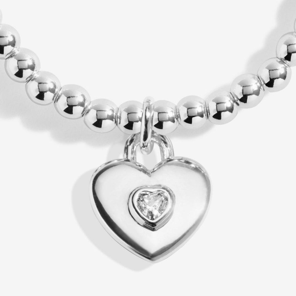 Joma Jewellery A Little 'Amazing Mum To Our Family' Bracelet