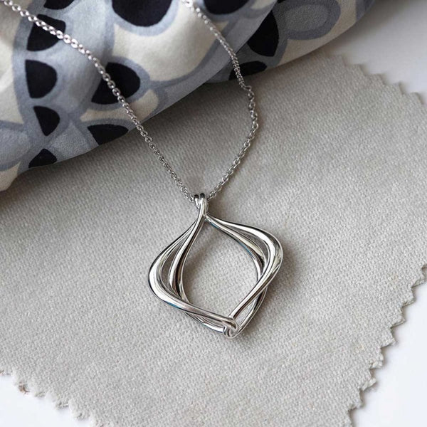 Kit Heath Ladies Alicia Midi Entwined Necklace