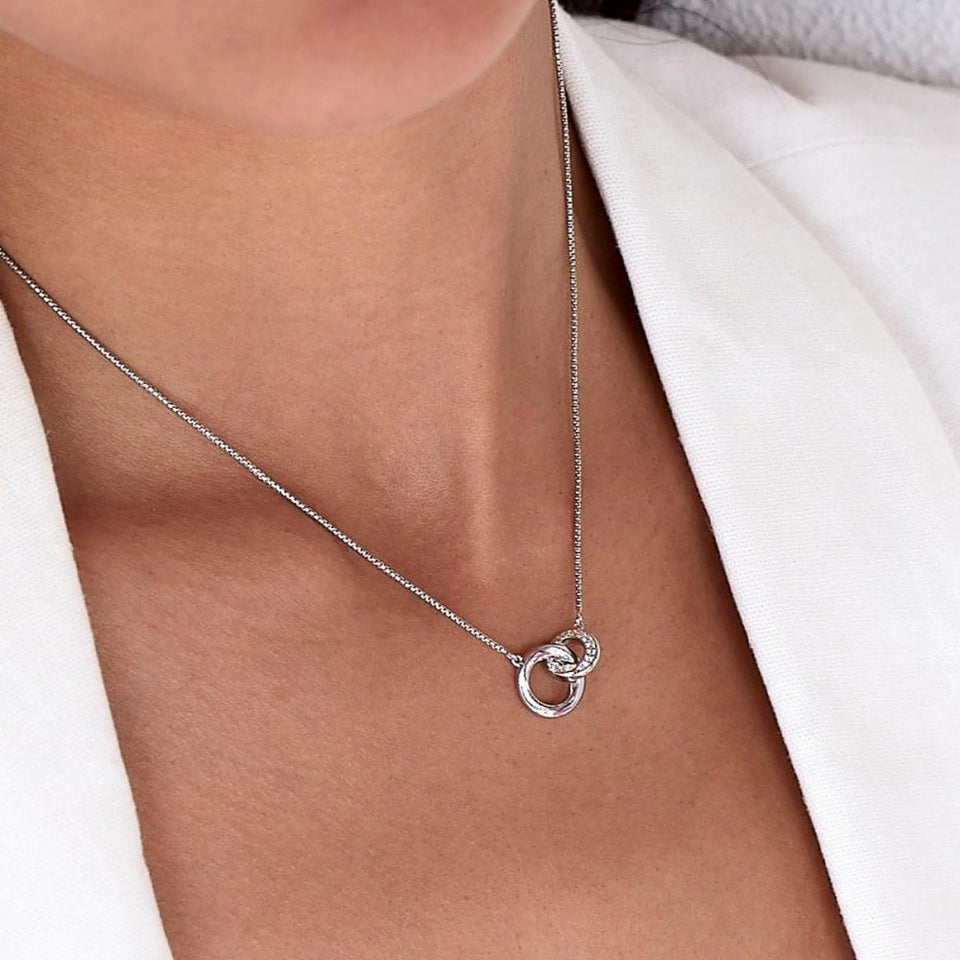 Kit Heath Ladies Bevel Cirque Stone Set Interlinked Circle Necklace