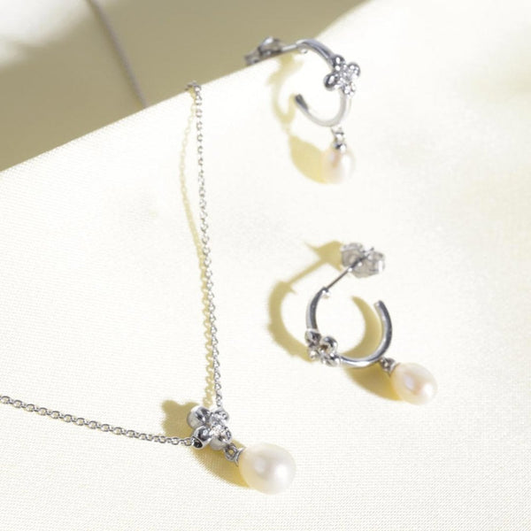 Kit Heath Ladies Blossom Flyte Honey Flower Drop Pearl Hoop Earrings