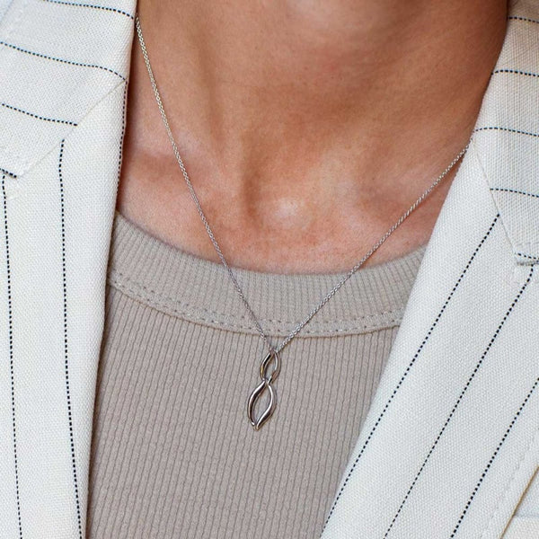 Kit Heath Ladies Entwine Twine Link Duo Petite Necklace