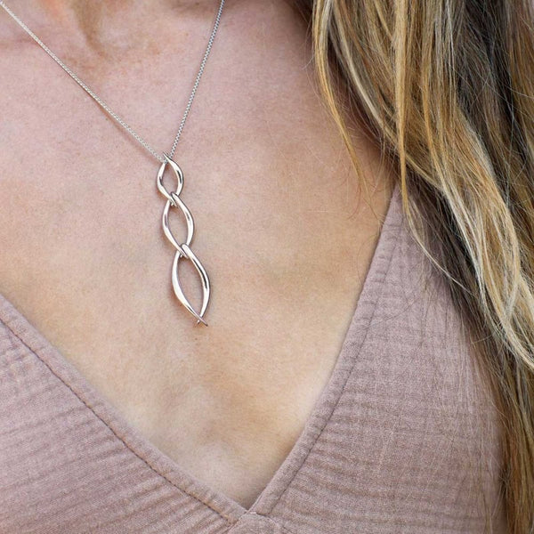 Kit Heath Ladies Entwine Twine Twist Trio Link Necklace