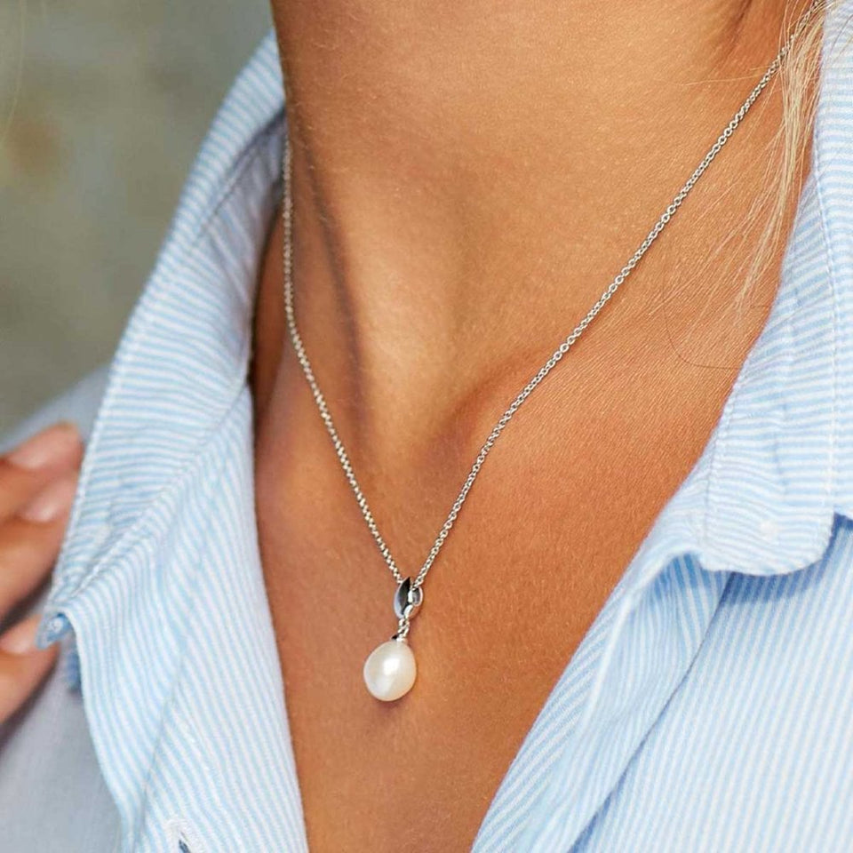 Kit Heath Ladies Pebble Pearl Drop Necklace