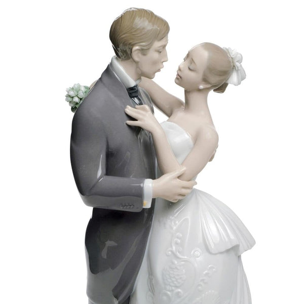 Lladro Lovers' Waltz Couple Figurine
