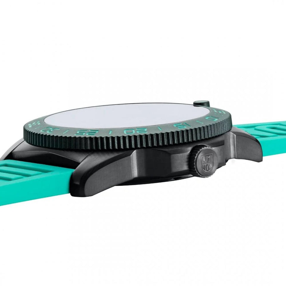Luminox Limited Edition Pacific Diver Teal Rubber Strap Watch