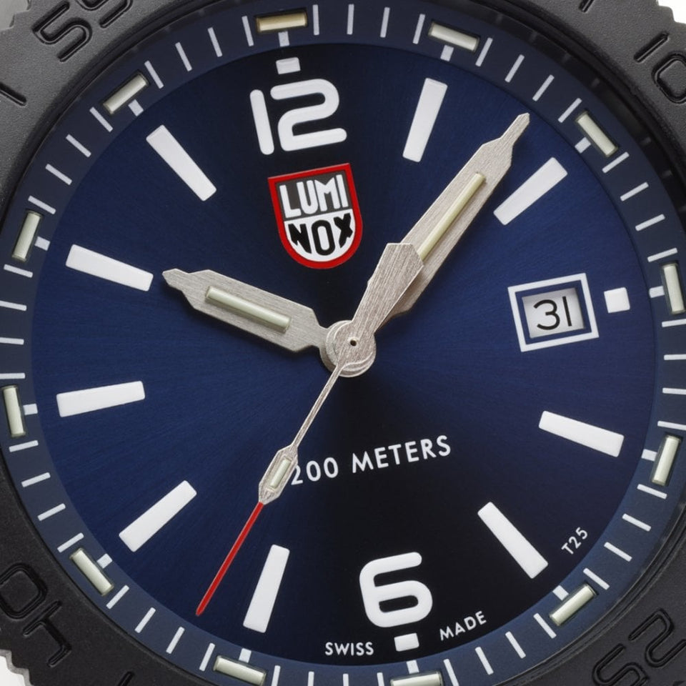 Luminox Men's Pacific Diver Blue Dial Rubber Strap Watch