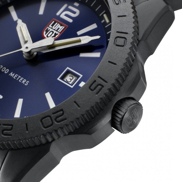 Luminox Men's Pacific Diver Blue Dial Rubber Strap Watch