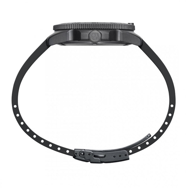 Luminox Men's Pacific Diver Blue Dial Rubber Strap Watch