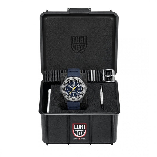 Luminox MIL-SPEC 3350 Series Blue Dial Rubber Strap Watch