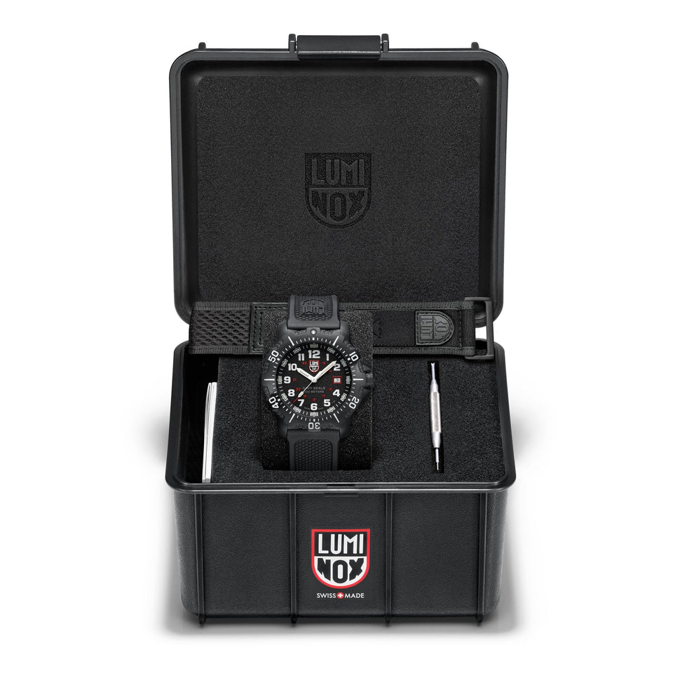 Luminox Navy SEAL 4230 Series 45mm Rubber Strap Watch