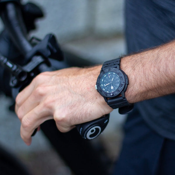 Luminox Navy Seal Black Out 43mm Divers Watch